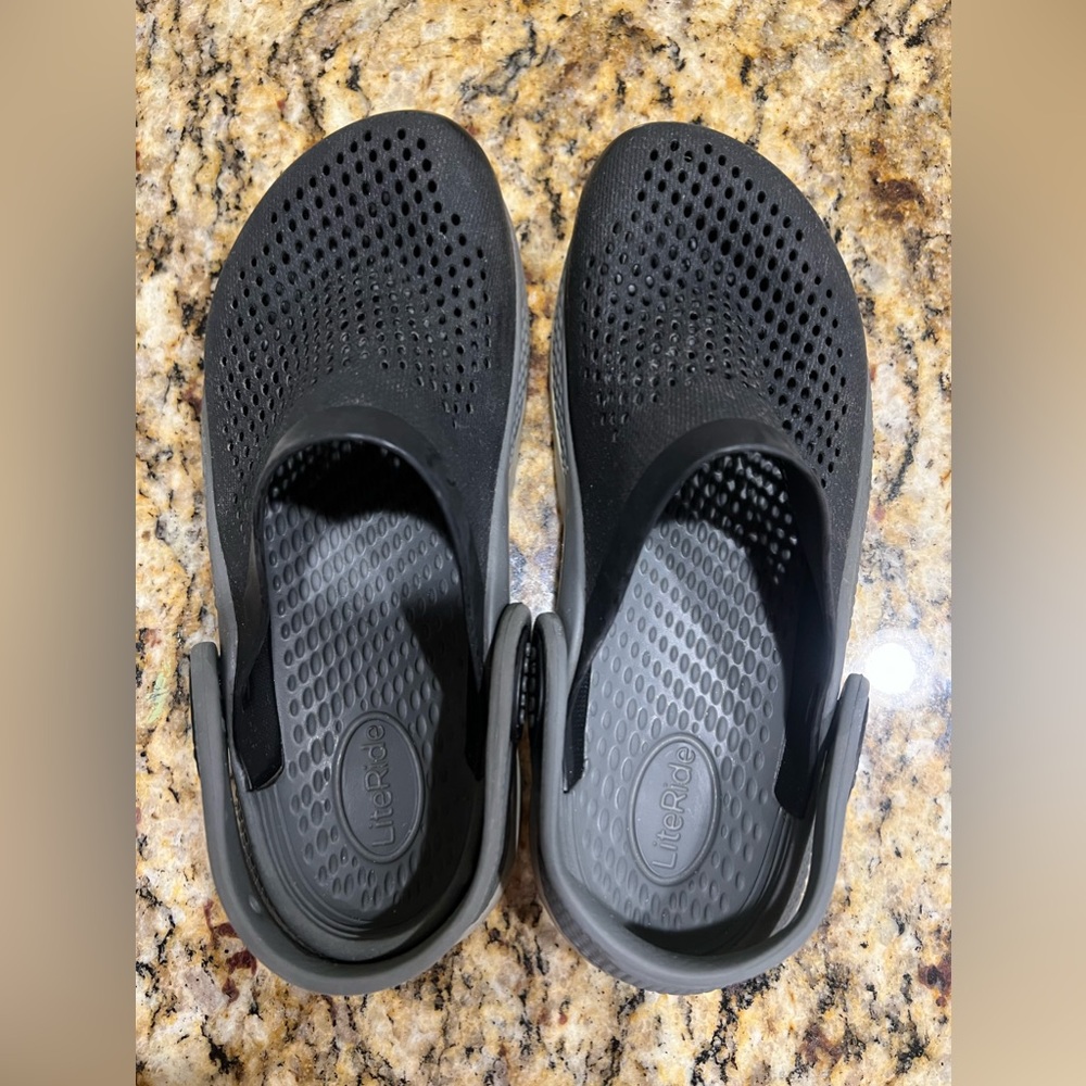 Boys crocs lite ride